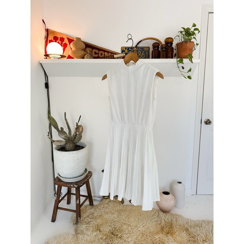Vintage 1950s Mary Dobb White Dress Small